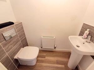 Photo 8- click for photo gallery